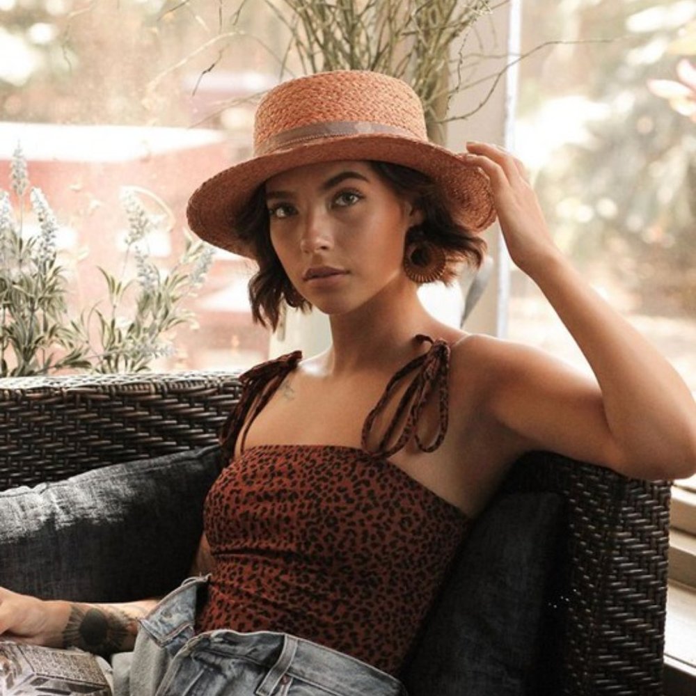 Juniper Raffia Boater Chain Detail Sun Hat - Picture 2 of 8